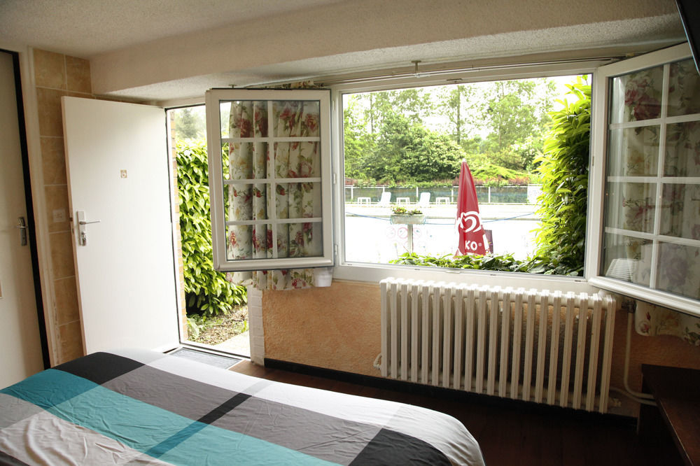Hotel Acostel Meaux Exteriör bild